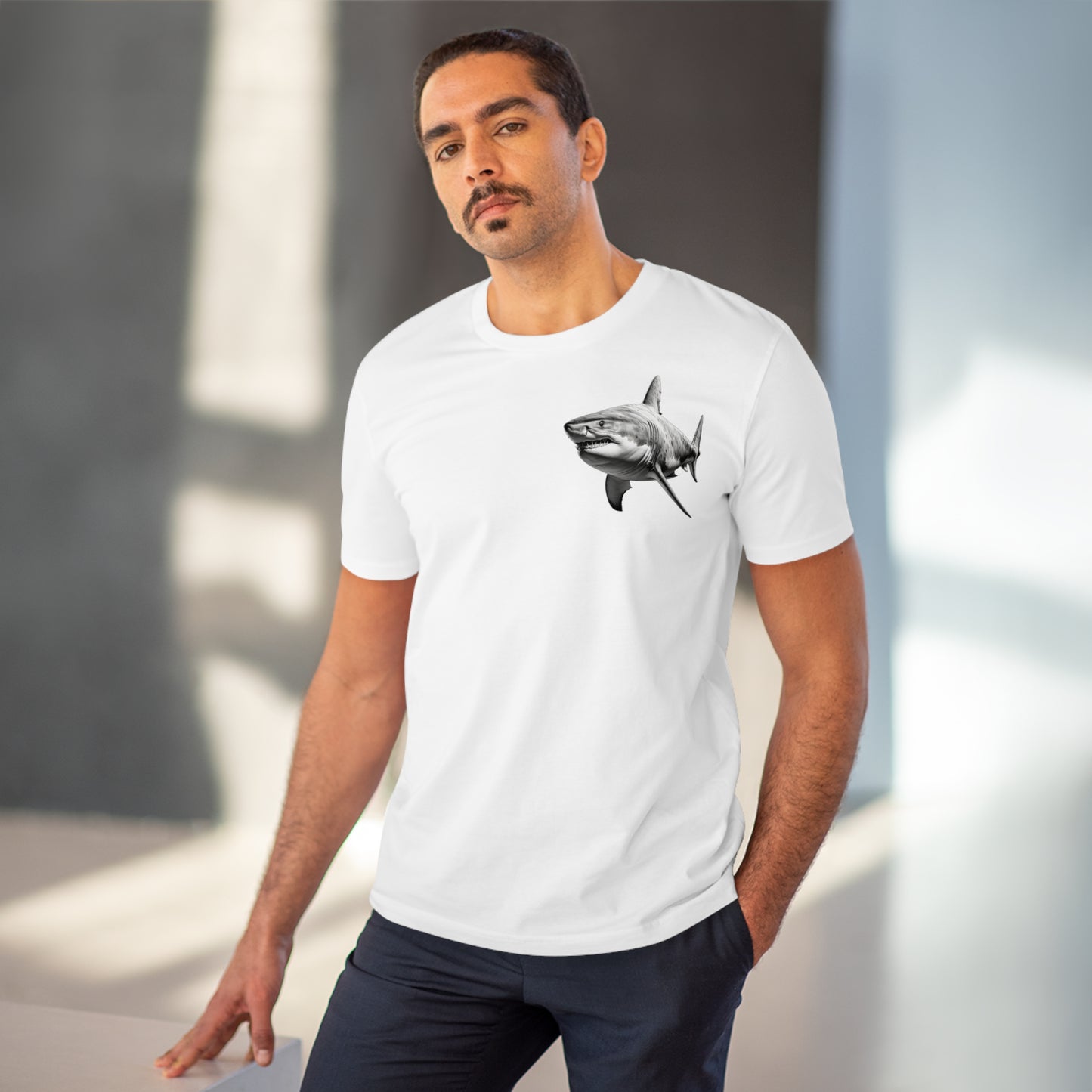 100% Organic Cotton T-shirt - Realistic Design - Shark - Unisex